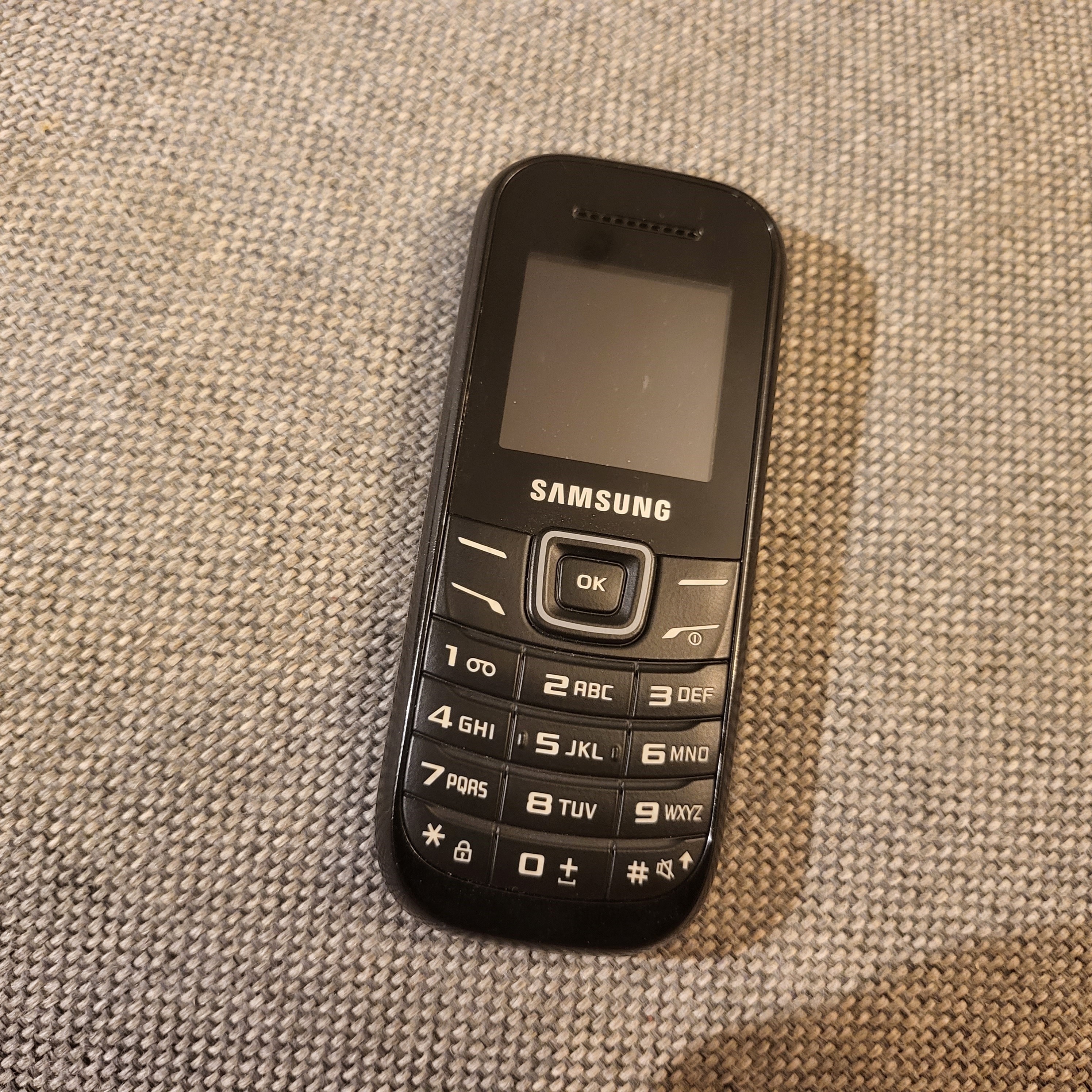 Samsung GT-E1200R